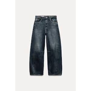 Zara Barrel Jeans dark wash Size 10 Waist 32 inches, inseam 26 inches